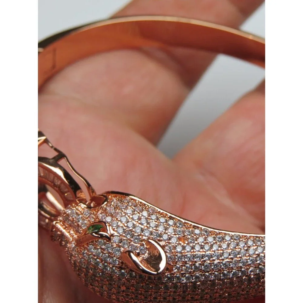 14k Diamond-emerald panther Bangle
